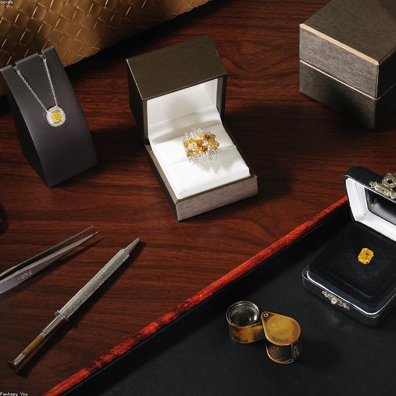 Galeri Cincin Emas Aurora 18K